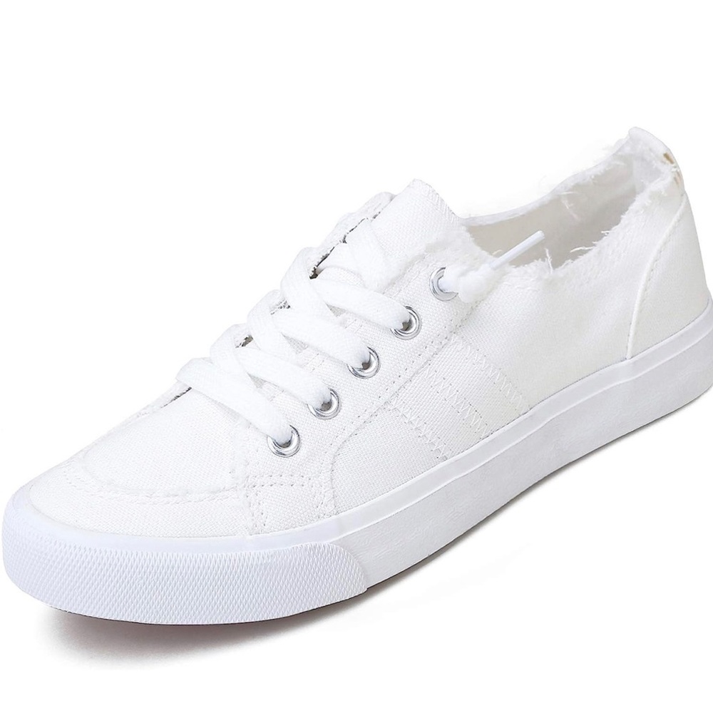 White sneakers size 8